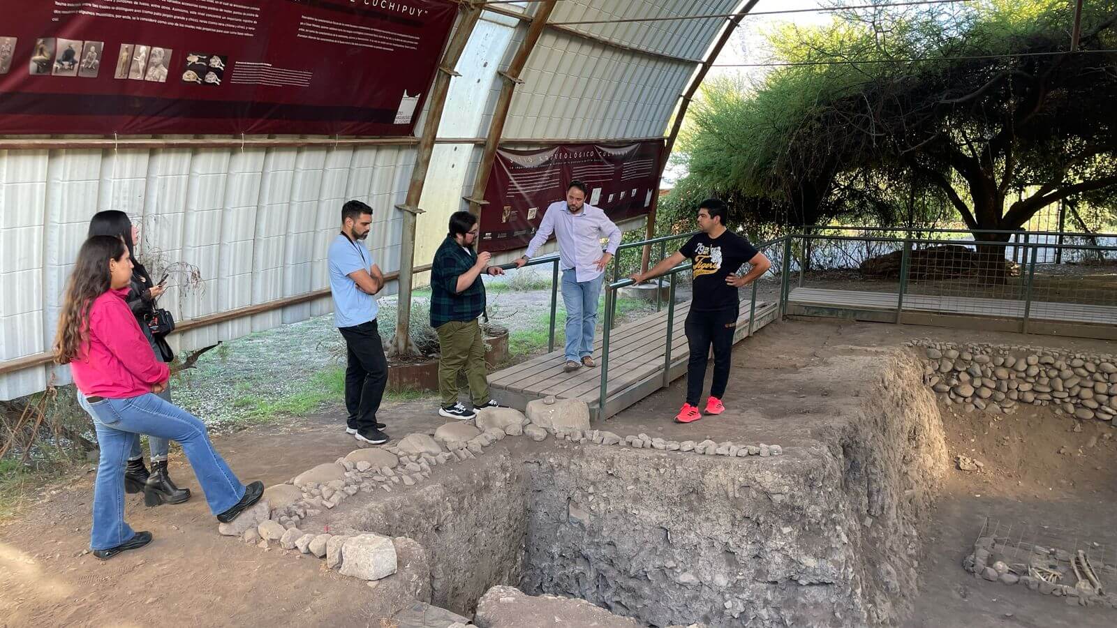 SEMC junto a la Junta de Vecinos de Cuchipuy y el Alcalde de San Vicente proyectan el futuro del sitio patrimonial local
